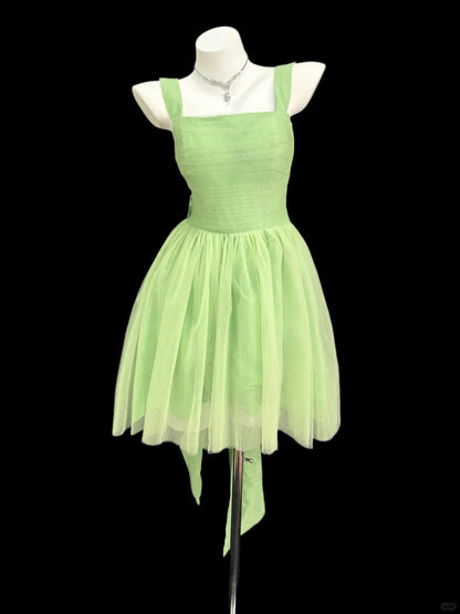 Romantisches A-Linien Spaghettiträger Grünes Tüll Kurzes Abschlussballkleid für Senioren High School Homecoming N4531