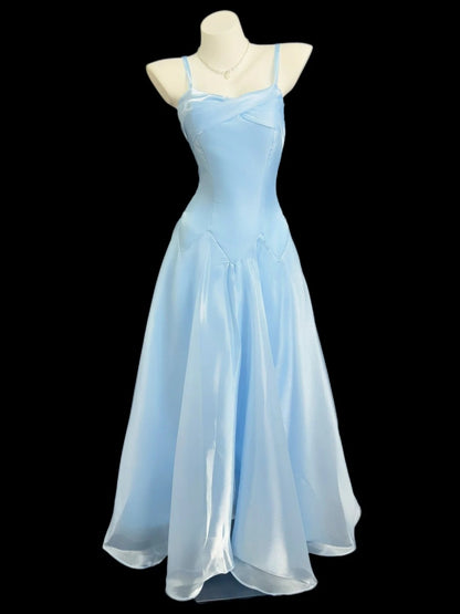 Hübsches A-Linien-Kleid mit Spaghettiträgern in hellem Himmelblau für Frühlings- und Sommeranlässe, Hochzeitsgäste, RB4348