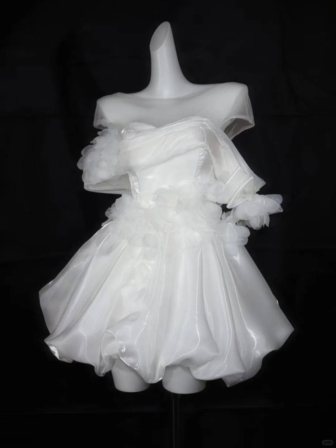 Sexy Robe de Bal Épaules Dénudées Blanche Courte Mini Robe de Soirée Cocktail de Rentrée N4485