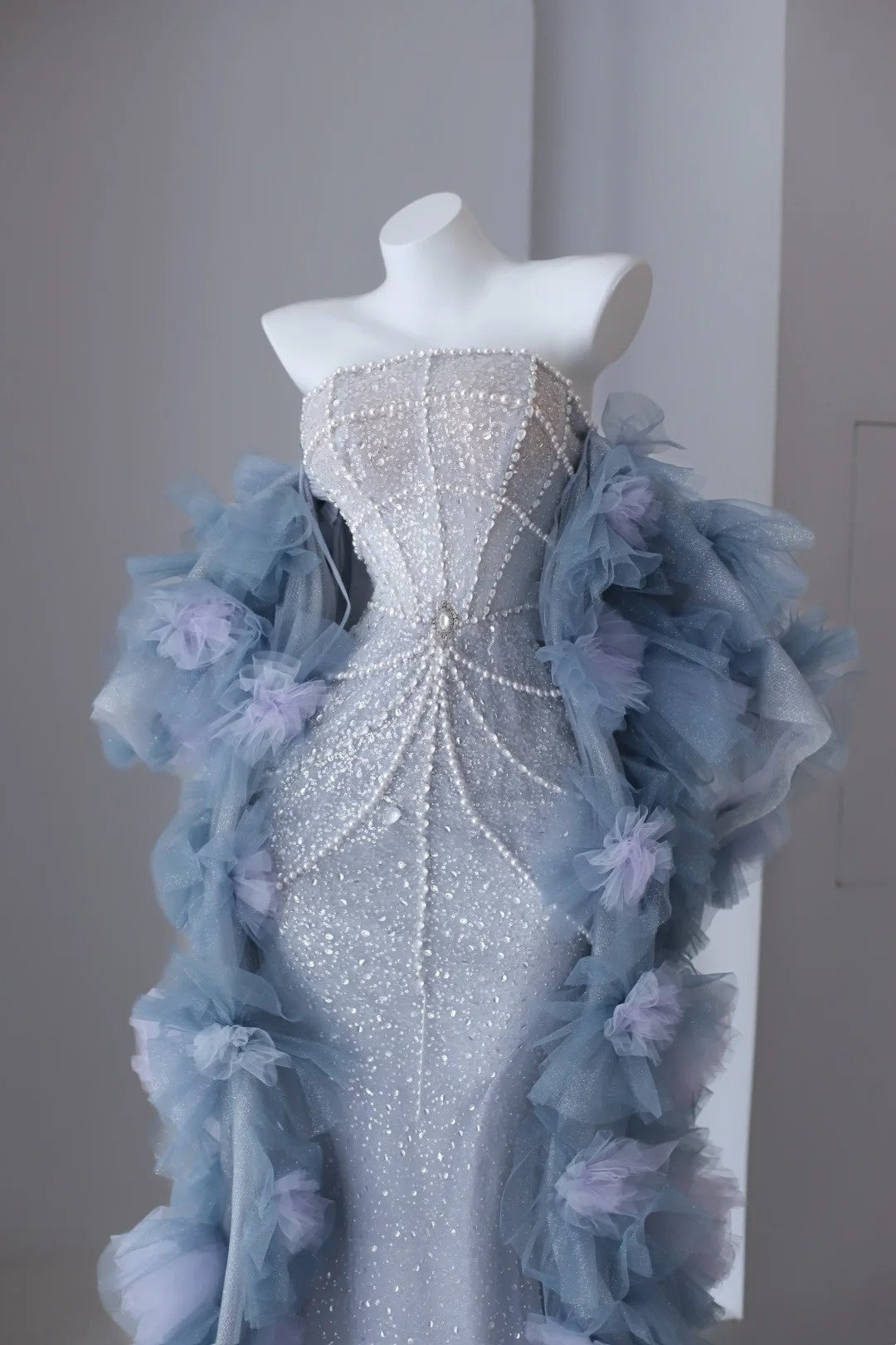 Sparkly Prom Dresses Mermaid Strapless Light Sky Blue Sequined With Beading Long Formal Gown N2921