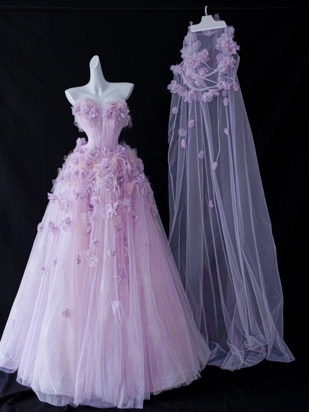 Wunderschöne Ballkleider für den Abschlussball, herzförmiger Ausschnitt, Tüll, Flieder mit Blumen, langes Abendkleid N2924