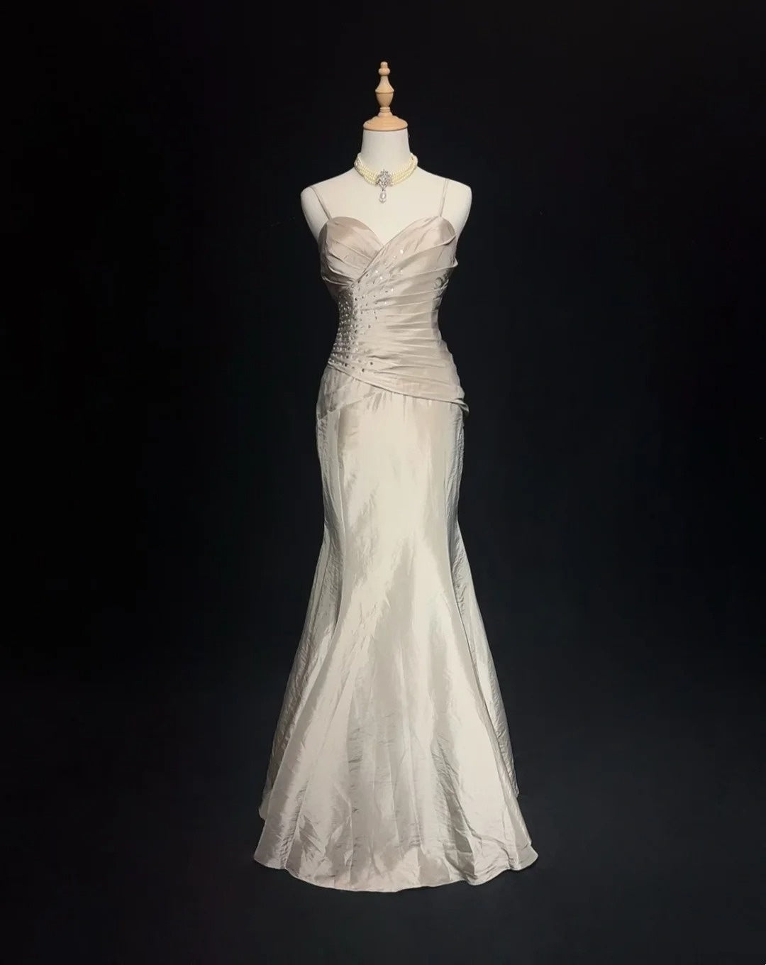 Robes de Bal Vintage Sirène Bretelles Fines Taffetas Argenté Brodé Années 90 Robe de Soirée Longue N2892