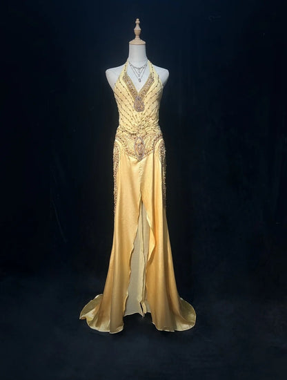 Bescheidene Abschlussballkleider für Oberstufen-Inspiration A-Linie Neckholder Gelb Semi-Formal Lange Abschlussballkleider für Teenager AB2153