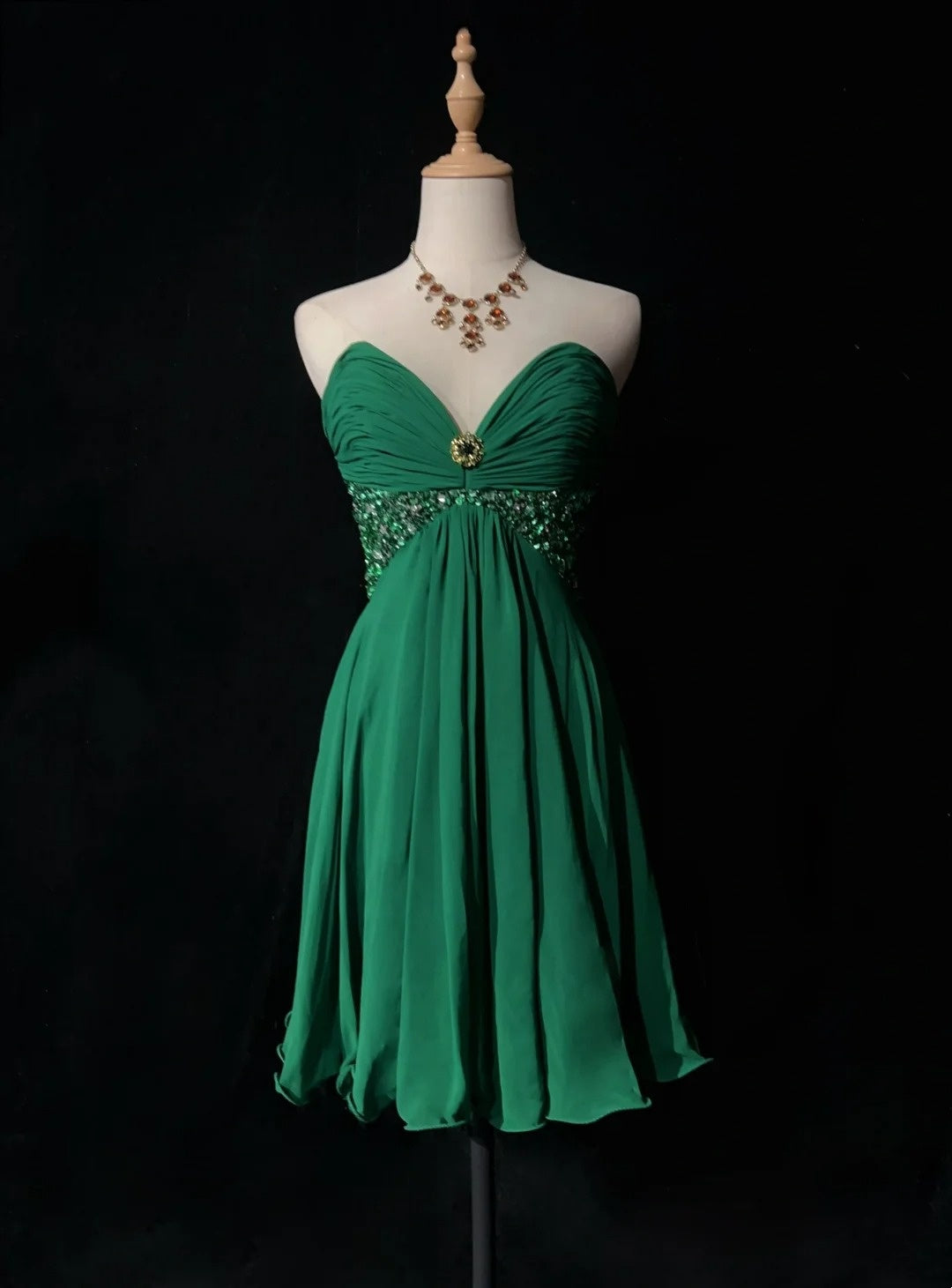 Jolies Robes de Soirée Courtes Vertes en Mousseline de Soie avec décolleté en Cœur, forme trapèze, pour bal de promo N2613