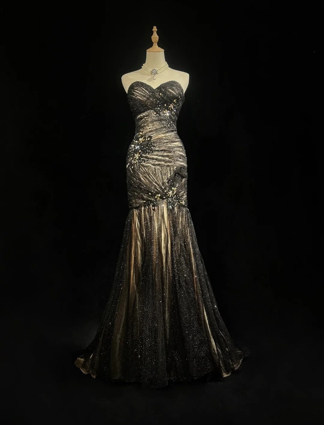 Charmantes Robes de Bal Sirène bustier en Tulle Robe de Cérémonie Noire avec Perles Tenues de Soirée Formelles Longues N3701