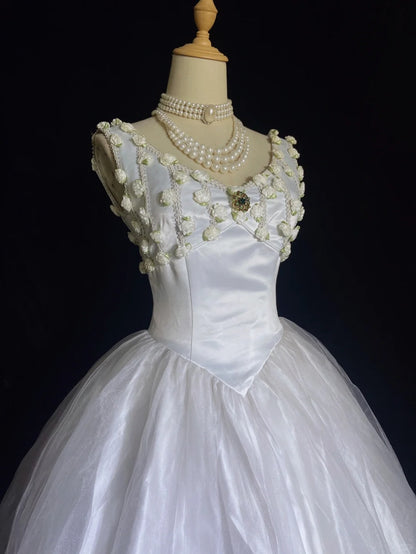Robes de mariée intemporelles, robe de bal, col en V, tulle blanc avec fleurs, longue robe de mariée N3475