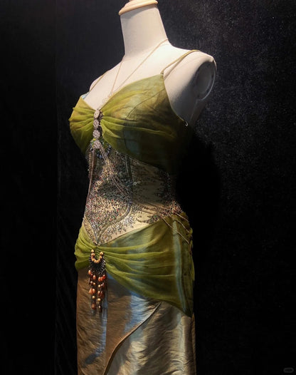 Inspiration für bescheidene Abschlussballkleider: Meerjungfrauen-Spaghettiträger, grüner Chiffon mit Perlen im 80er-Jahre-Stil, lange Ballkleider N3409