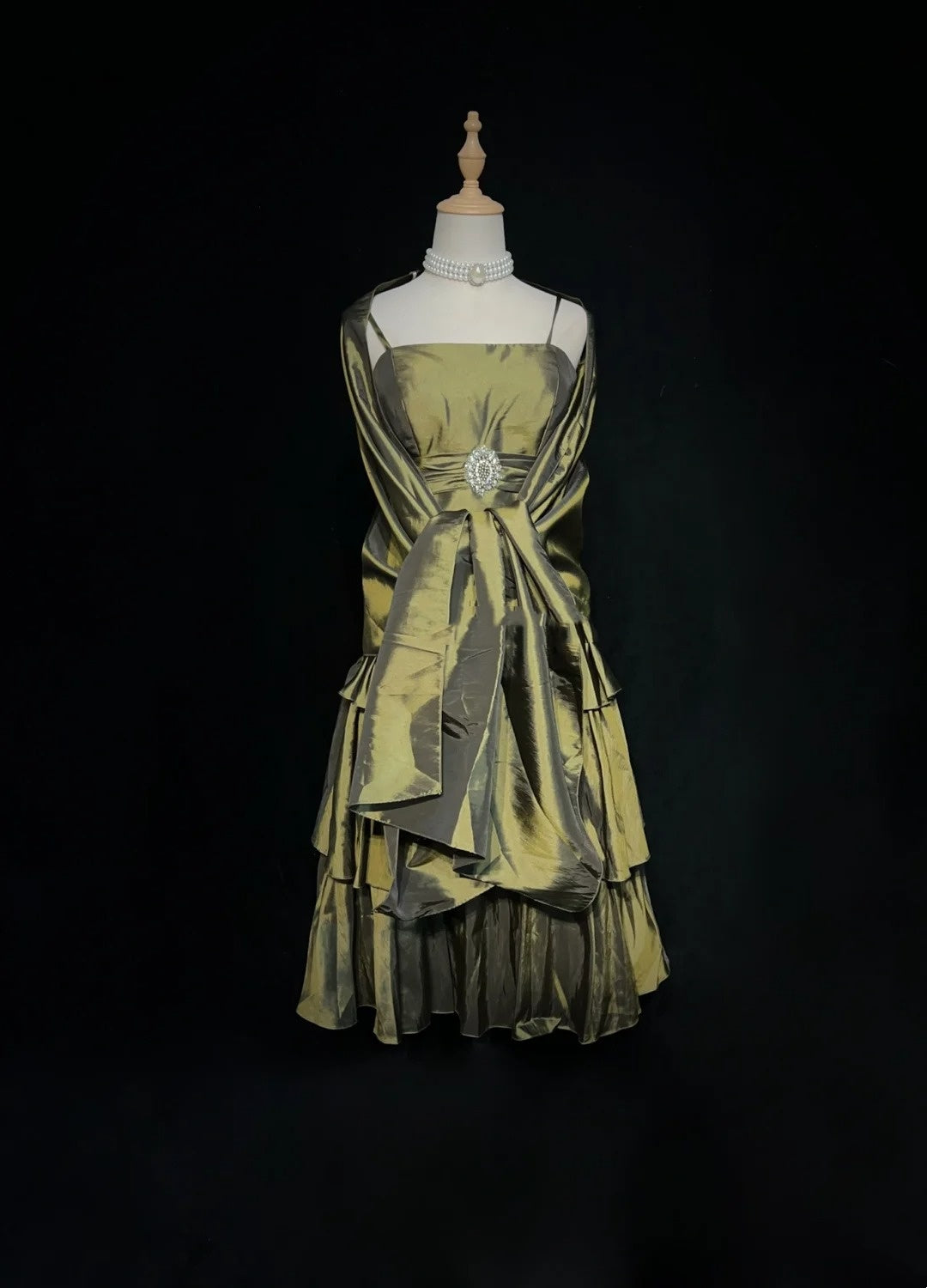 Vintage A-Linien Spaghettiträger Olivenbraunes Knielanges Partykleid Cocktailkleid Homecoming Kleider N3901