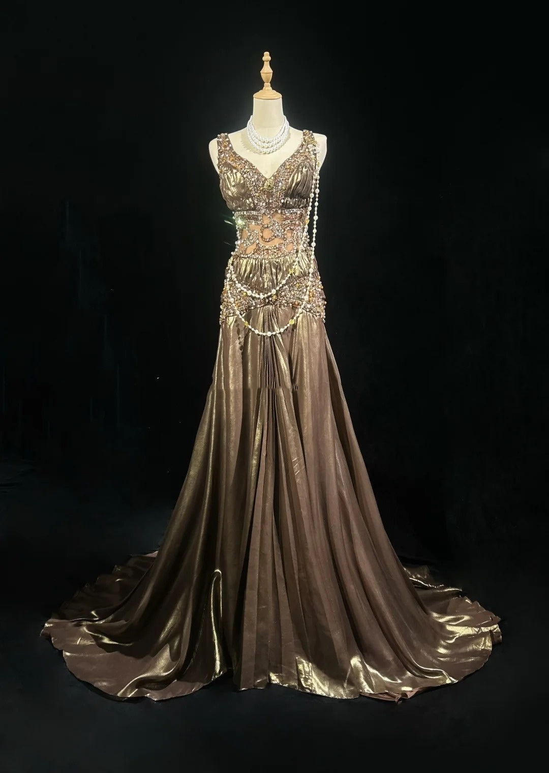 Robes Esthétiques de Bal Vintage Sirène Col en V Satin Marron avec Perles Gemme Longue Robe de Soirée Formelle N3021