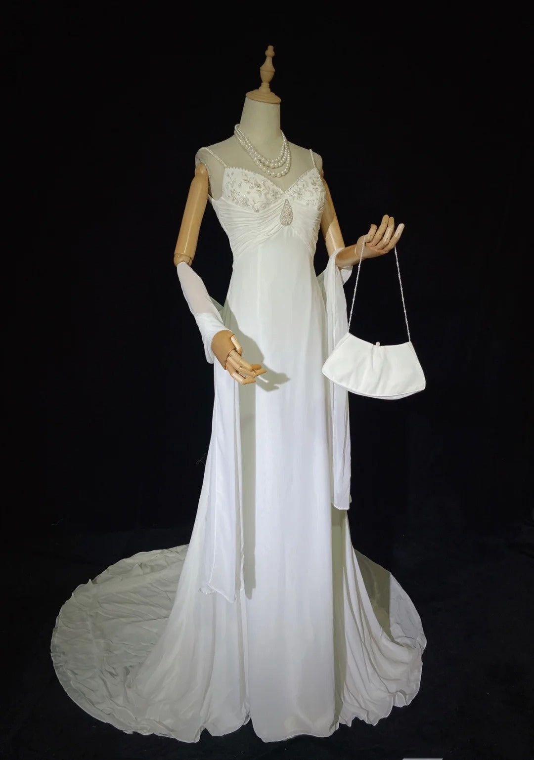 Robes de mariée uniques ligne A Bretelles Spaghetti Plage Bohème Mousseline Avec Écharpe Robe de mariée longue blanche N3611