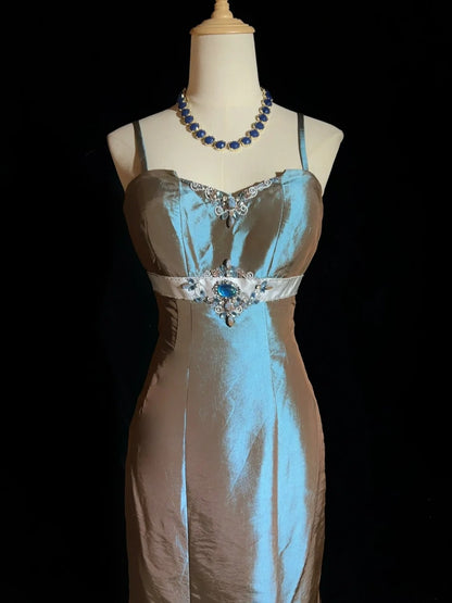 Robes de bal de rêve années 90 sirène à fines bretelles en satin avec perles tenues de soirée formelles N3825