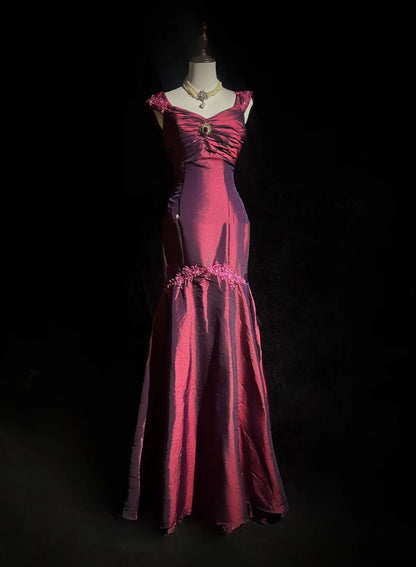 Robes de bal vintage sirène bustier cœur bordeaux en taffetas avec appliques longue robe de soirée N2445