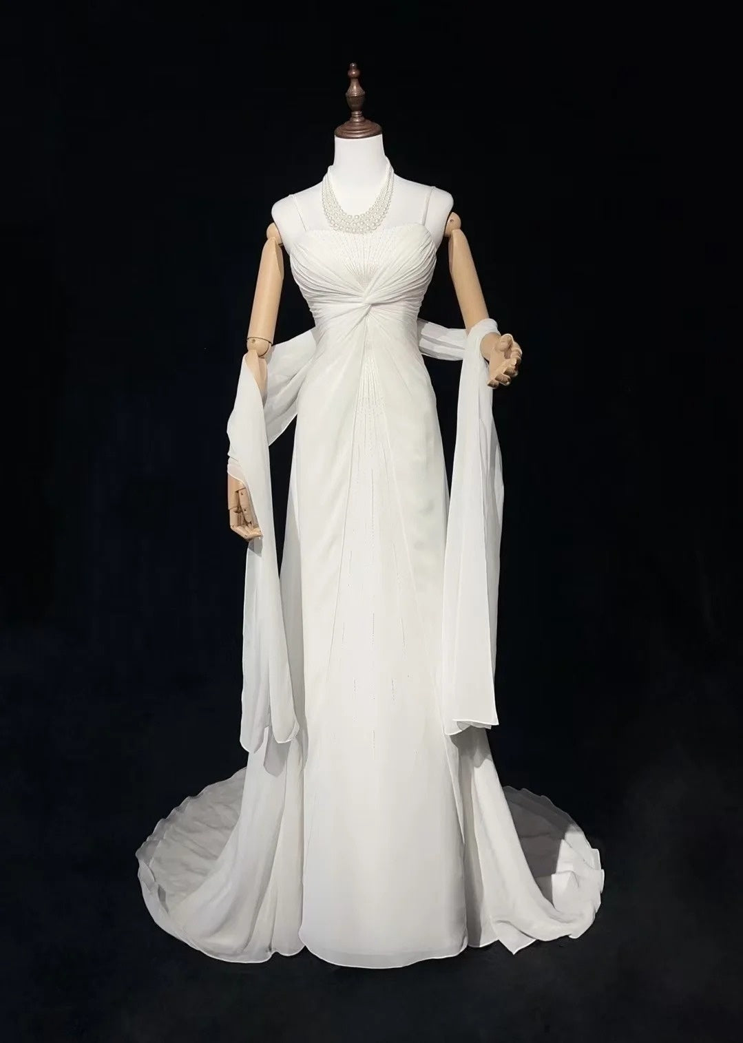 Schlichte Brautkleider A-Linie Spaghettiträger Chiffon Weiß Plissiert Sommer Strand Langes Hochzeitskleid N3831