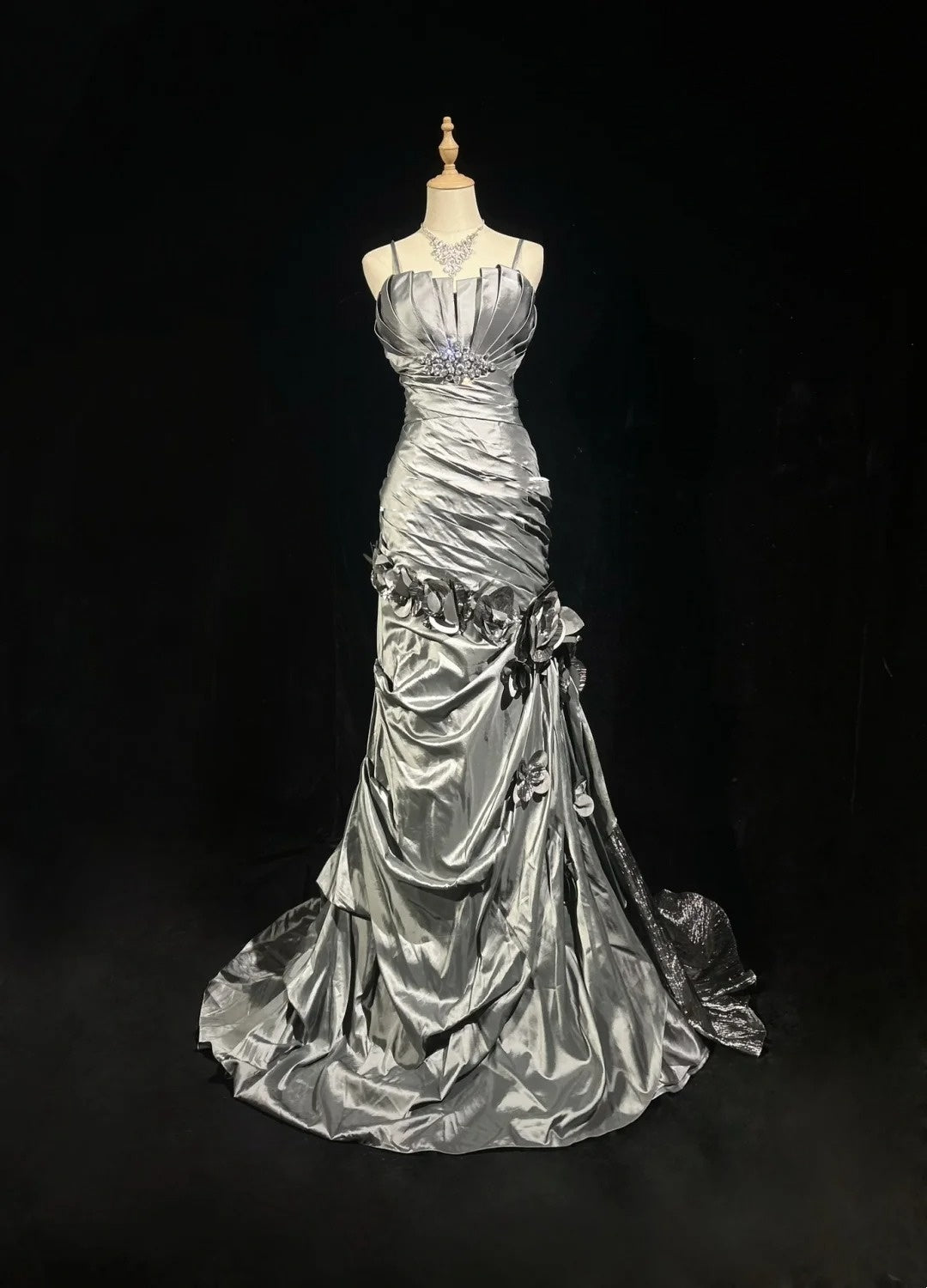 Magnifiques Robes de Bal Sirène Bretelles Fines Gris Argenté avec Fleurs Longues Tenues de Soirée Formelles N3684