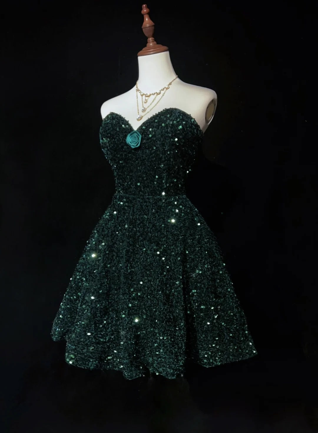 Robe de bal vintage en cœur vert foncé à sequins Y2K Années 2000 Mini robes de retour à la maison N3108