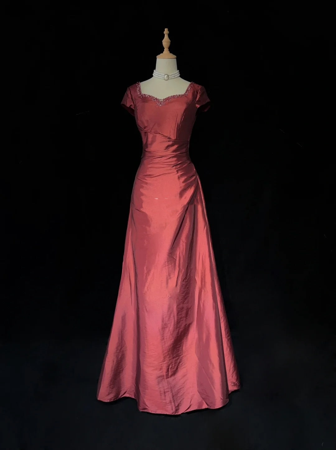 Vintage 90er Abschlussballkleider A-Linie Sweetheart Burgunderrot mit Perlenstickerei Langes Abschlussballkleid N3006