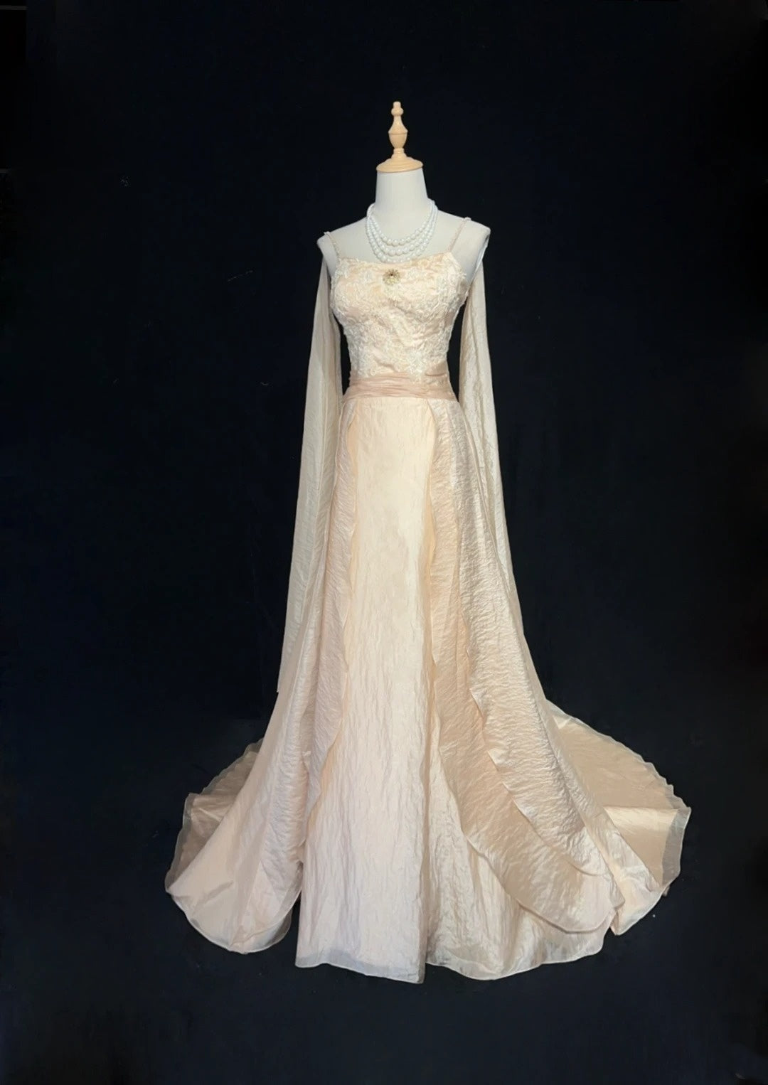 Vintage Abschlussballkleider A-Linie Spaghettiträger Champagner mit langen Ärmeln 90er Abendkleid N3001