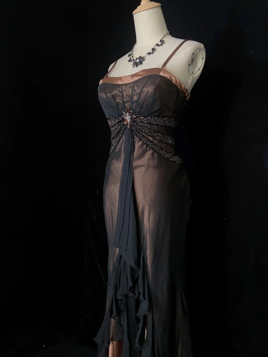 Vintage-Abschlussballkleider Spaghettiträger Meerjungfrau Braun Satin Schwarz Chiffon Lange Formelle Abendkleider N3861