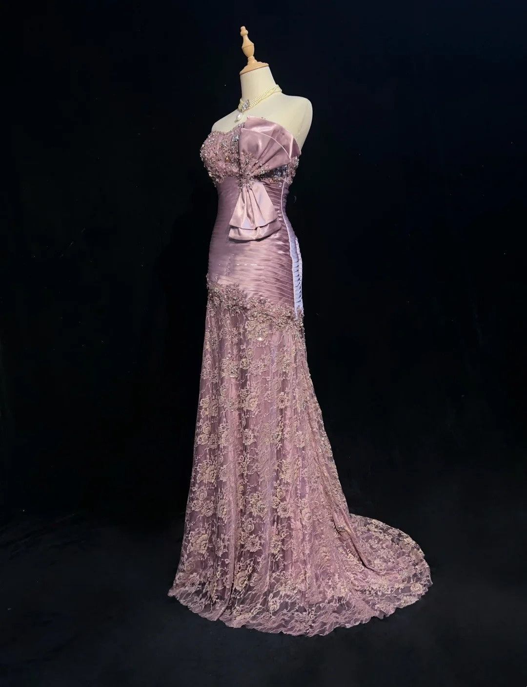 Elegante Abschlussballkleider Meerjungfrau Sweetheart Flieder Tüll Spitze mit Perlen langes Abendkleid N2909