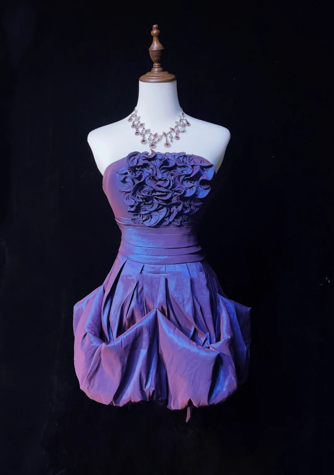 Vintage-Ballkleid, trägerlos, lila Taft, kurzes Partykleid, Cocktailkleid, Heimkehrkleid N3891
