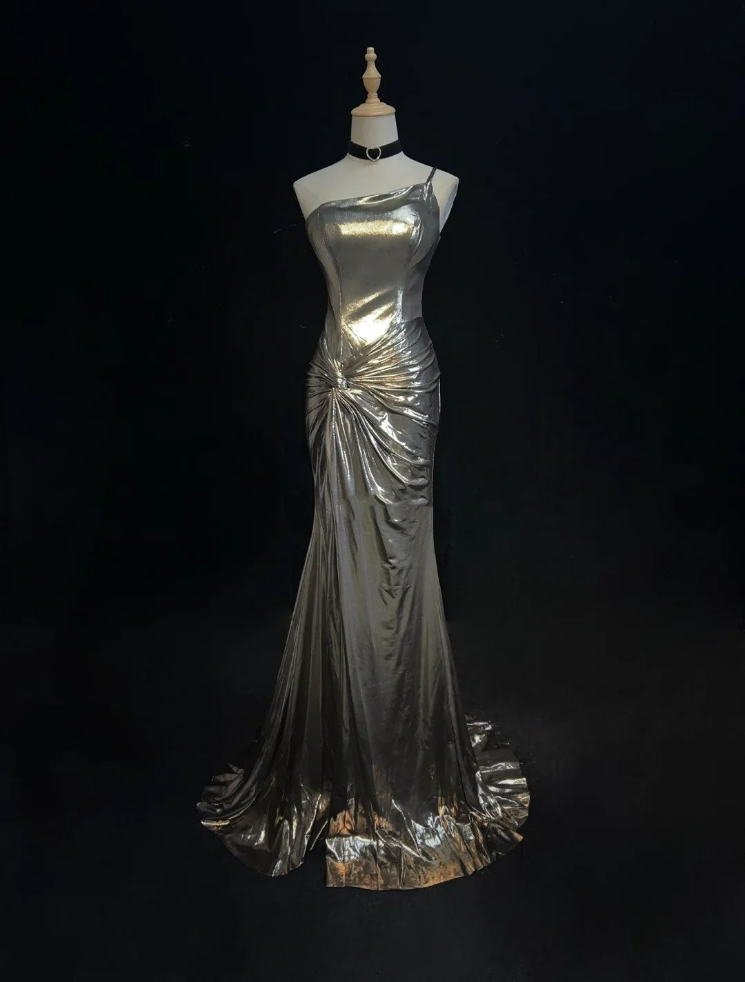 Belles robes de bal sirène asymétrique en satin avec corsage à volants longues tenues de soirée N3370