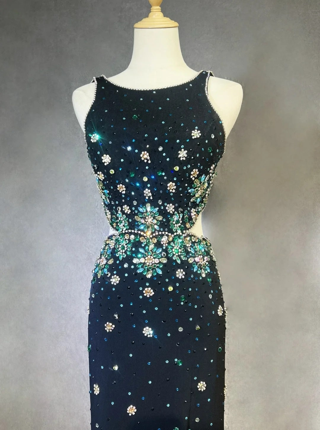 Robes de Bal Vintage Sirène Col Rond Noir Fendu Avec Perles Années 1970 Robe de Soirée Longue N2611