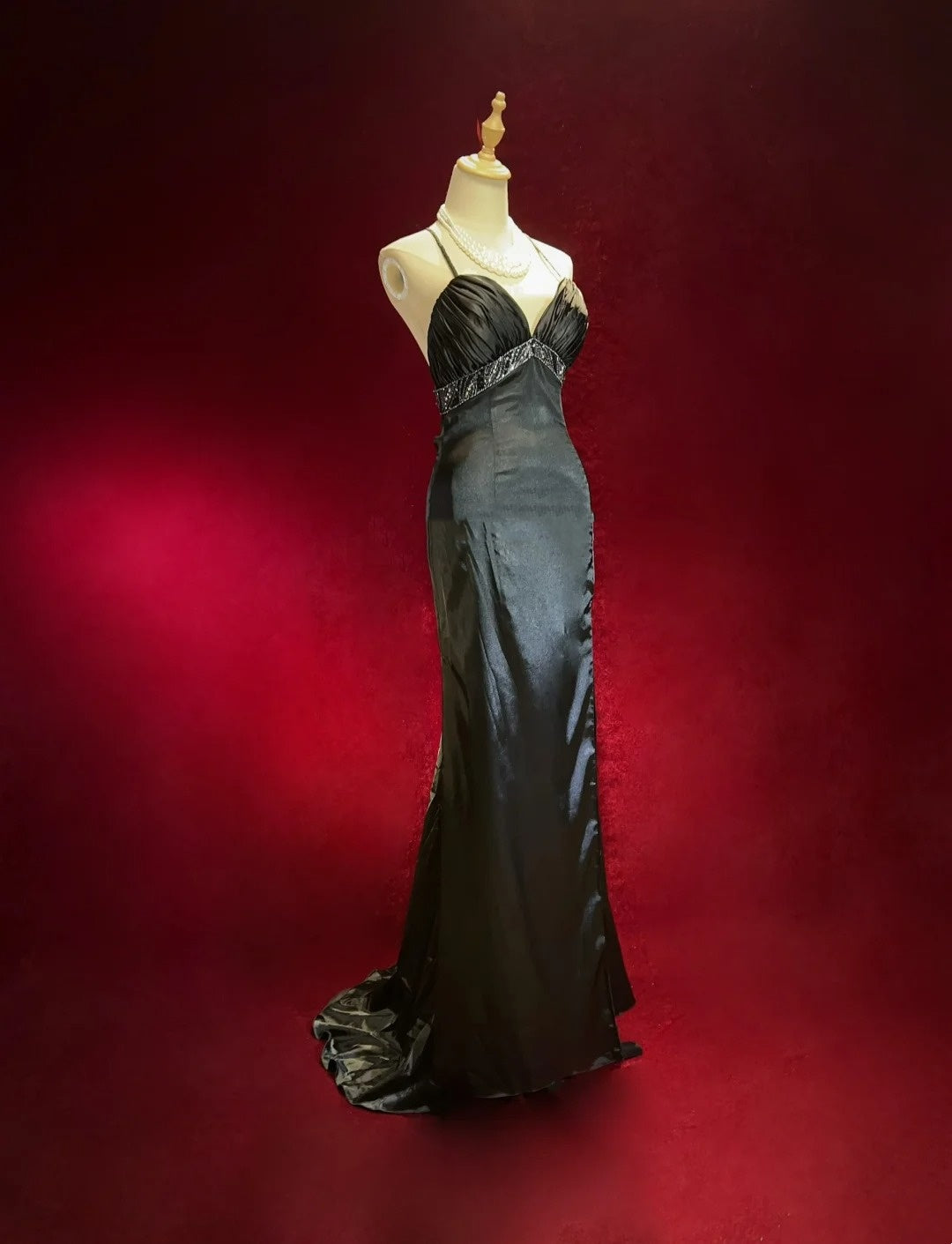 Vintage Abschlussballkleider Meerjungfrau Spaghetti-Träger Black Tie Kleid Ärmellos Taft 90er Langes Abendkleid N2882