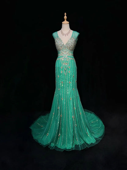 Glamouröse Ballkleider Meerjungfrau V-Ausschnitt Grüner Tüll Rückenausschnitt Mit Perlen Abendkleid N2872