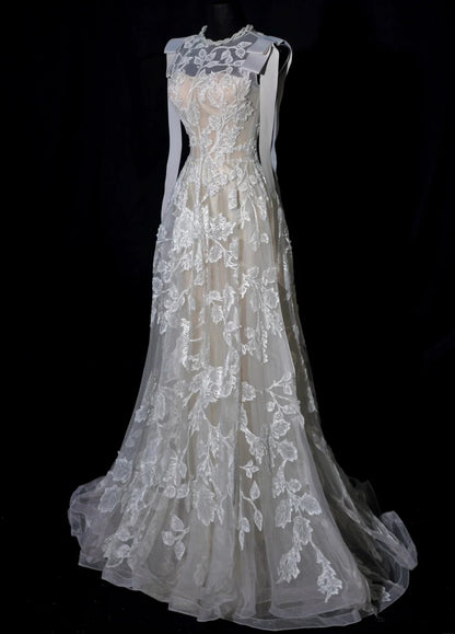 Luxuriöses Brautkleid im A-Linien-Schnitt mit Rundhalsausschnitt und Spitze, figurbetontes Brautkleid AB2520