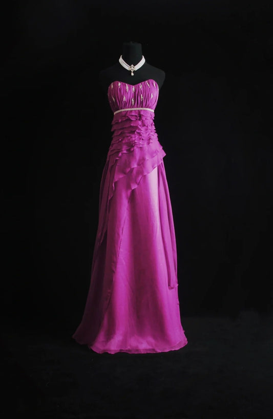 Robe de bal rétro en mousseline de soie, coupe trapèze, décolleté cœur, ornée de perles, inspiration princesse, référence N775
