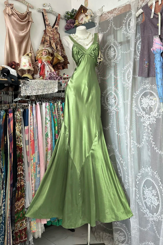 Classy Prom Dresses Mermaid Halter Olive Green Satin Long Formal Evening Outfits N3767