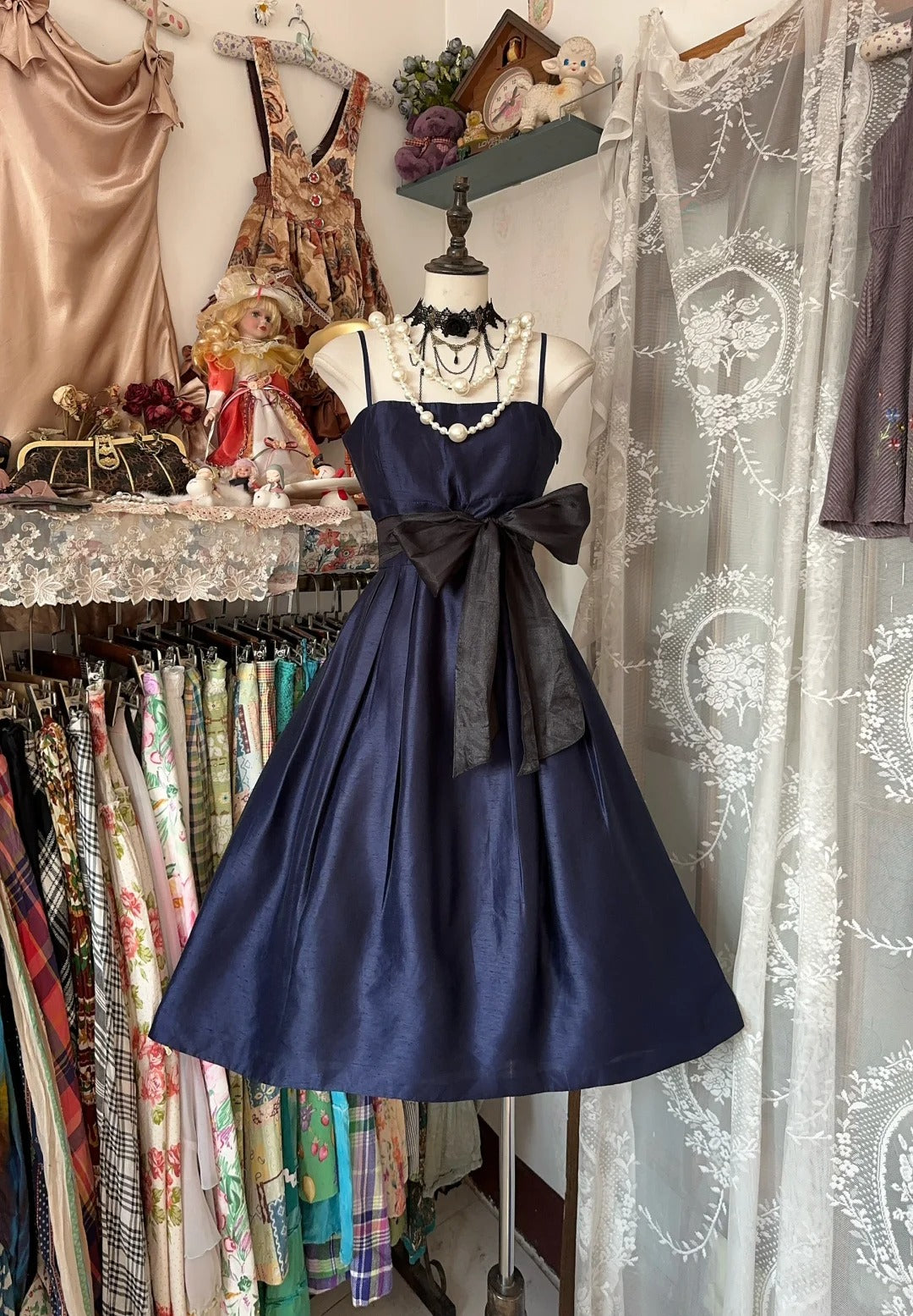 Einfaches A-Linien Spaghetti-Träger Marineblau Satin Kurzes Abschlussball Geburtstagskleid Homecoming Kleider N3721