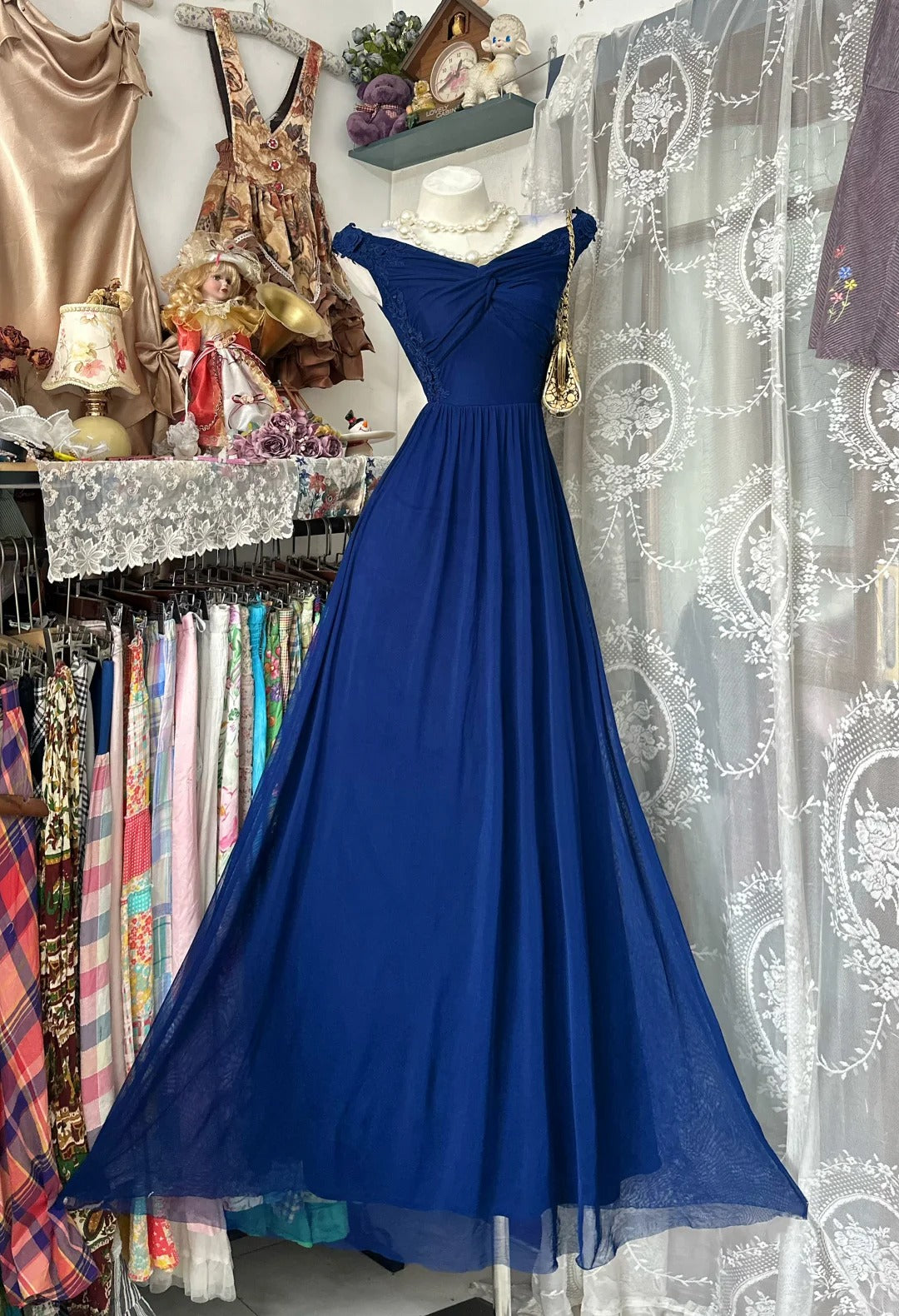 Flamboyant A line Off The Shoulder Chiffon Royal Blue Date Night Evening Outfit Formal Prom Dresses RB5288