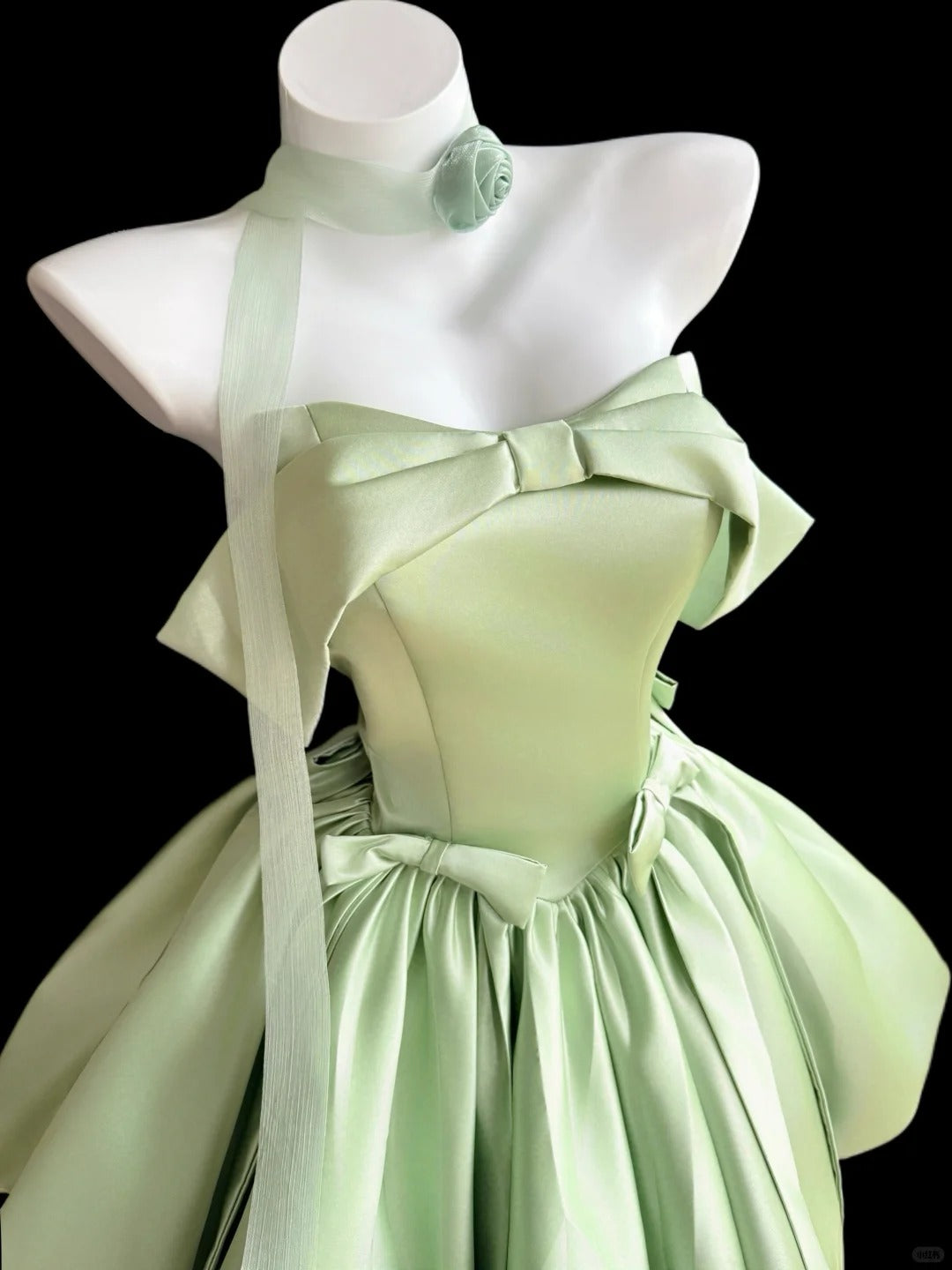 Feenhaftes Ballkleid Trägerlos mit Schleife Grün Mini Senior Inspo Kurze Heimkehrkleider RB3070