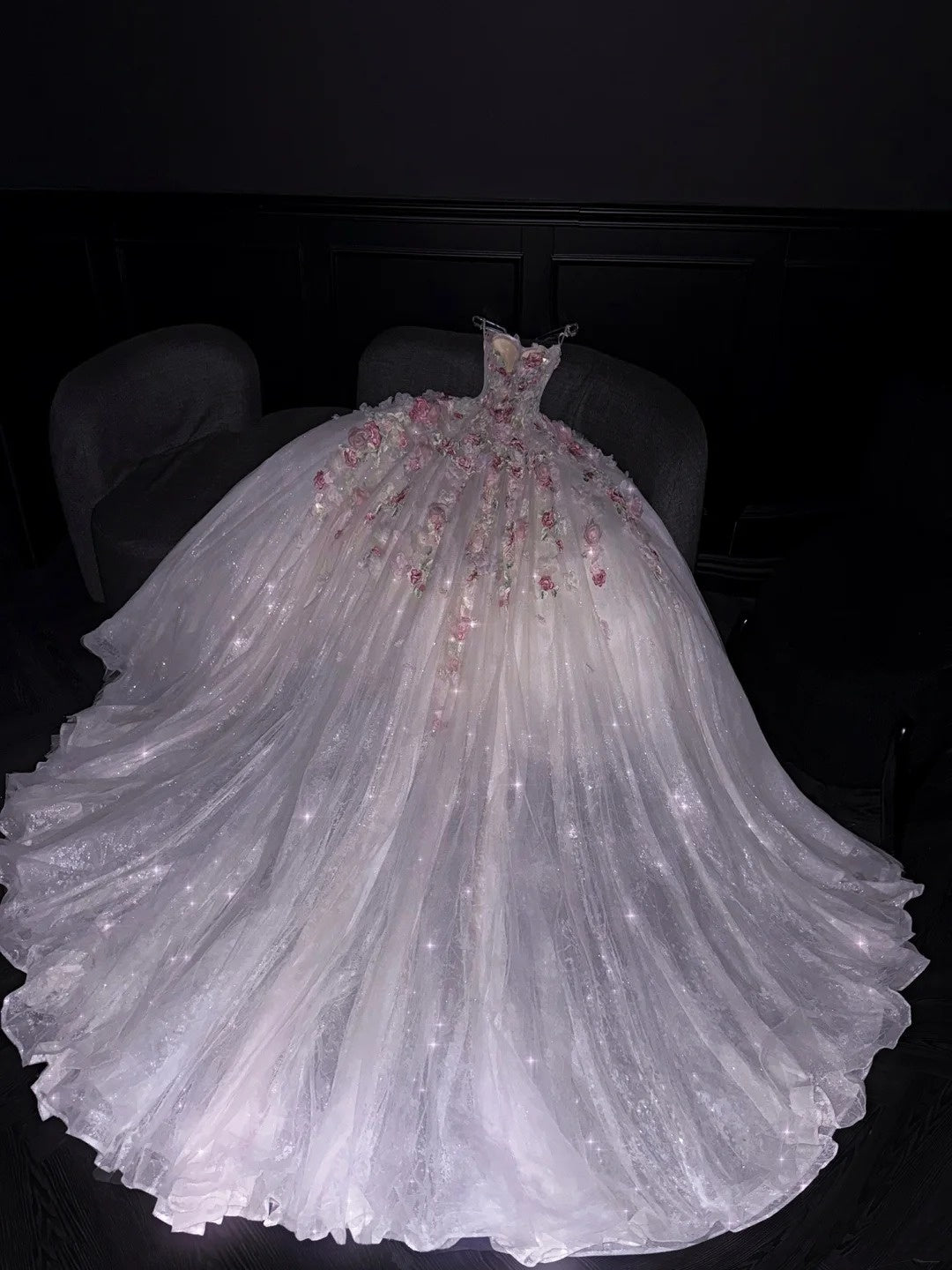 Prinzessinnen-Ballkleid, trägerlos, rosa, geblümter Tüll, langes formelles Abendkleid, formelles Kleid zum 18. Geburtstag, Ballkleid N736