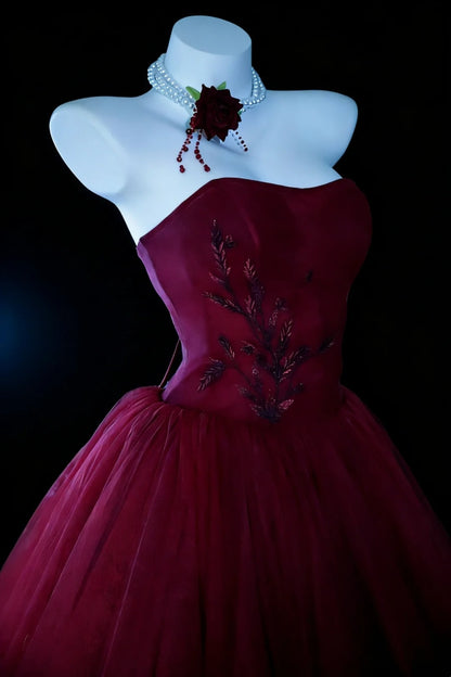 Robes de bal de promo modestes robe de bal en tulle bordeaux avec perles longue robe de Quinceañera N2962