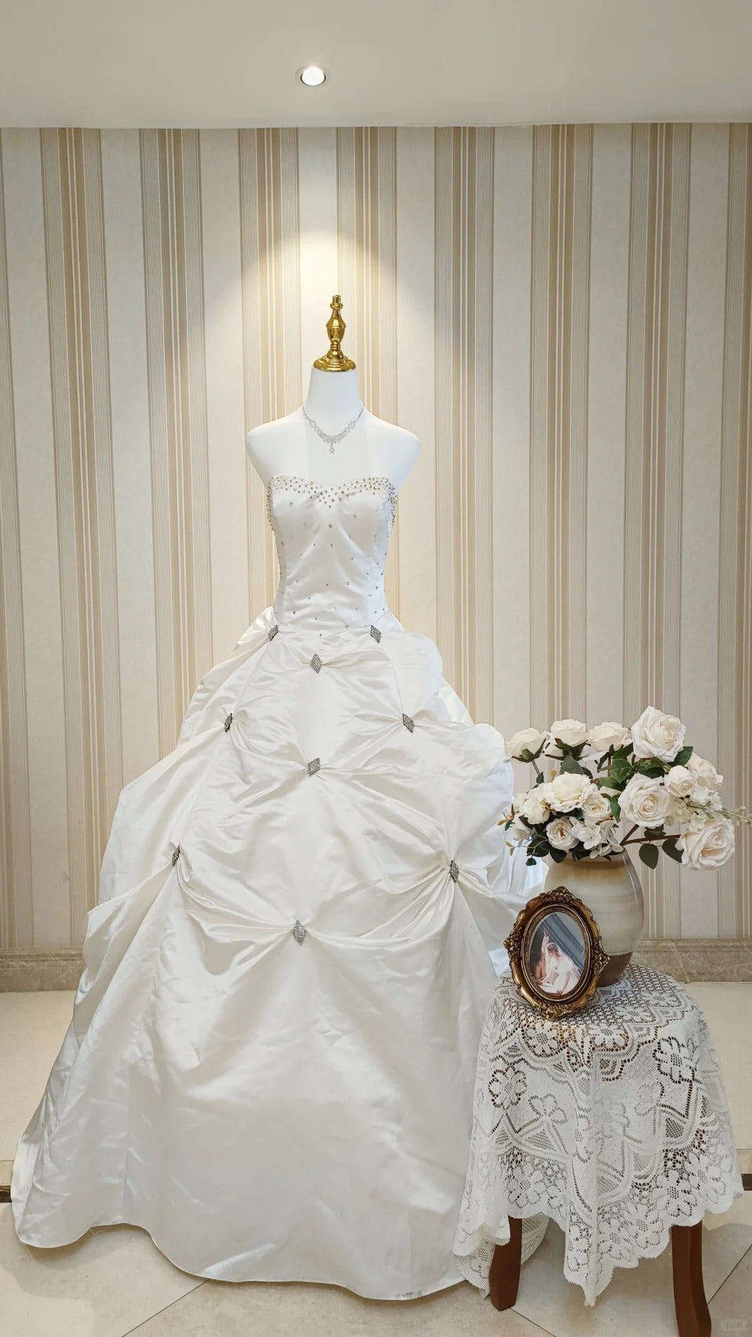 Vintage Wedding Dresses Ball Gown Sweetheart With Beading Summer Long Wedding Dress N4209
