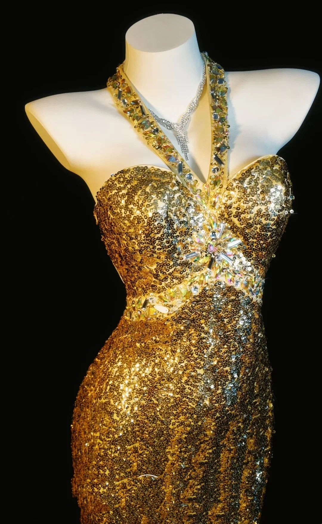 Superbes robes de bal sirène licou à paillettes dorées, dos nu, sans manches, tenues de soirée formelles N3787
