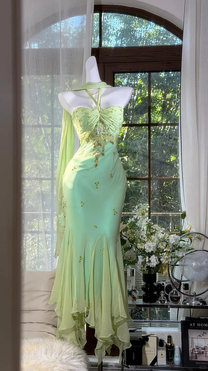 Klassisches Meerjungfrau Neckholder Grün Chiffon Mit Schal Knöchellang Abschlussballkleider Inspo Formelle Outfits RB4511