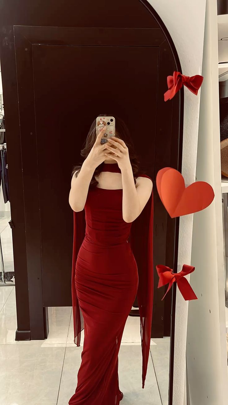 Maßgeschneidertes Meerjungfrauenkleid, burgunderrot, trägerlos, mit Schal, Partykleid, Abendkleid AB1055