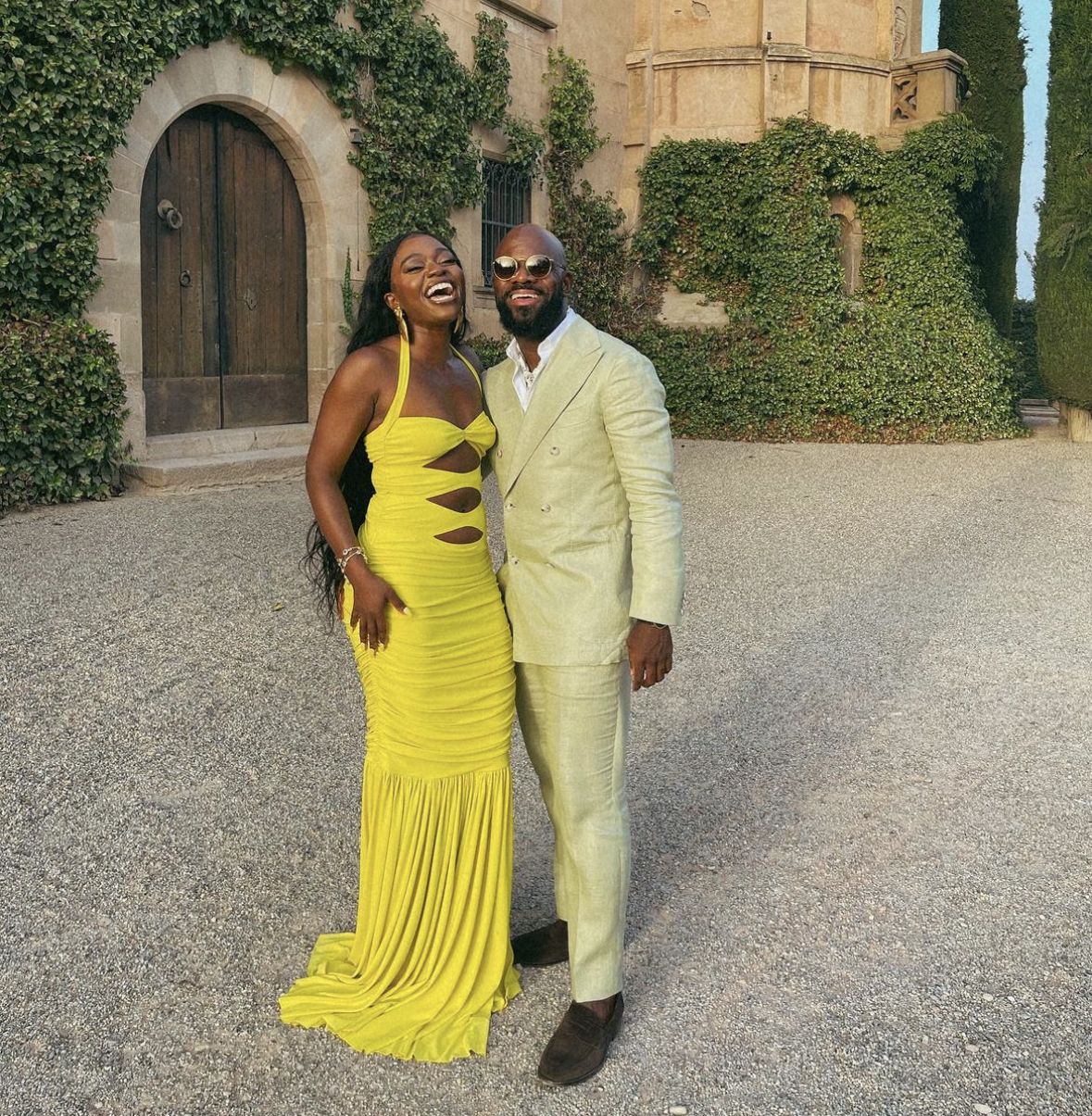Robe de soirée sirène sexy jaune avec col licou plissé, pour le printemps, l'été, la plage, les événements formels ou les invités de mariage N2547
