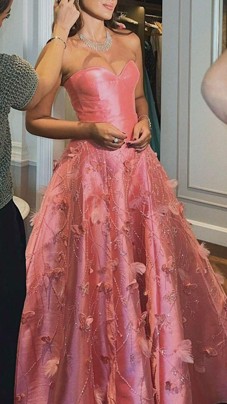 Robe de bal longue rose en satin à décolleté cœur et perles florales, coupe trapèze, idéale pour un anniversaire ou une soirée formelle (Vestidos De Dia AB490)