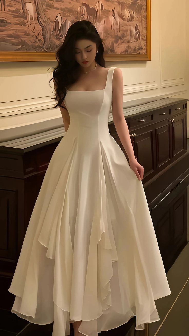 Robe de soirée/bal en mousseline ivoire vintage et classique N2164