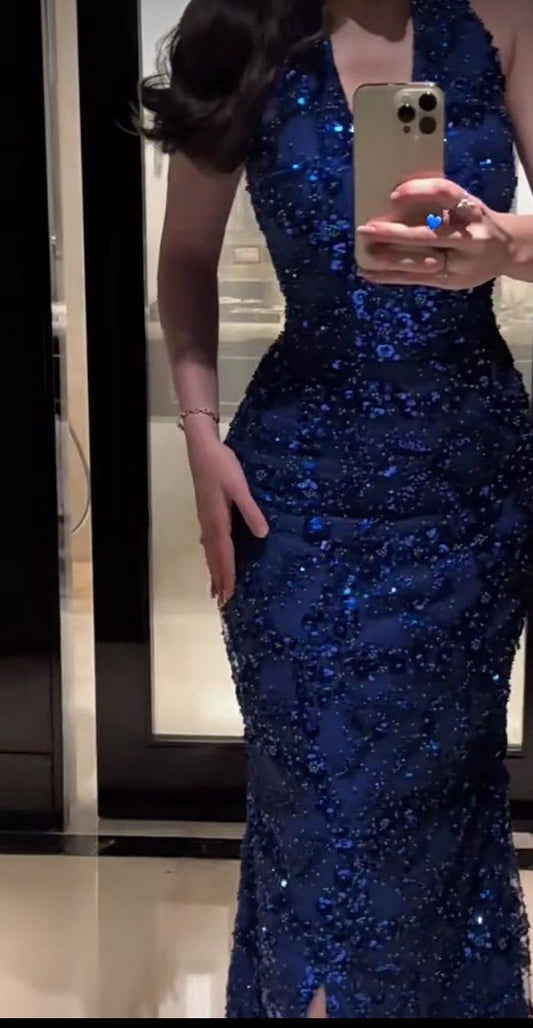 Robe de bal longue sirène bleu roi à col en V et fente, ornée de sequins, référence AB1248
