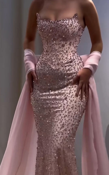 Robes de Soirée Sirène Scintillantes Sans Bretelles Paillettes Champagne avec Cape Robe de Bal de Soirée Tenues de Fête AB2540