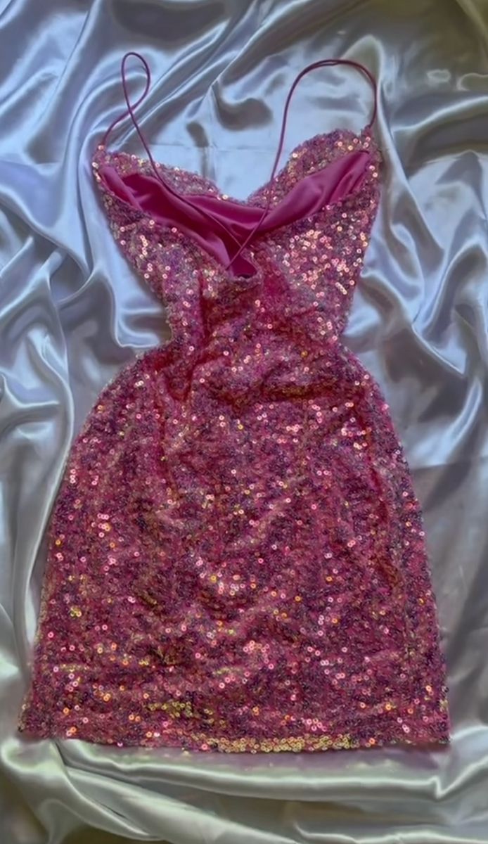 Glitzernde Etui-Abschlusskleid mit Spaghettiträgern in Rosa mit Pailletten Mini Senior Inspo Kurzes Homecoming-Kleid RB3139