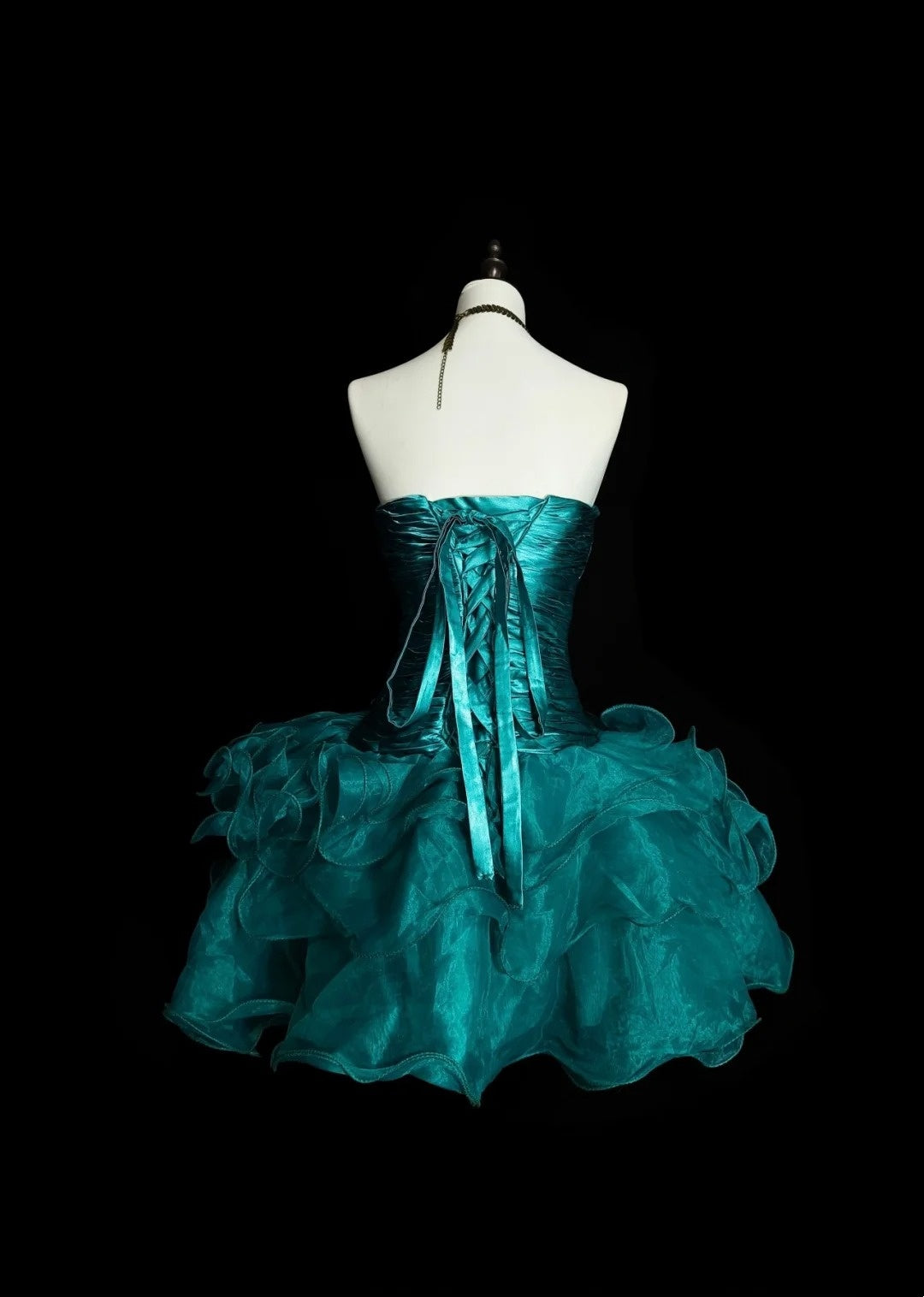 Einzigartiges Ballkleid mit Herzausschnitt, dunkelgrüner Tüll, inspiriert von den 2000er Jahren, Homecoming-Kleider, kurze Inspiration N1362