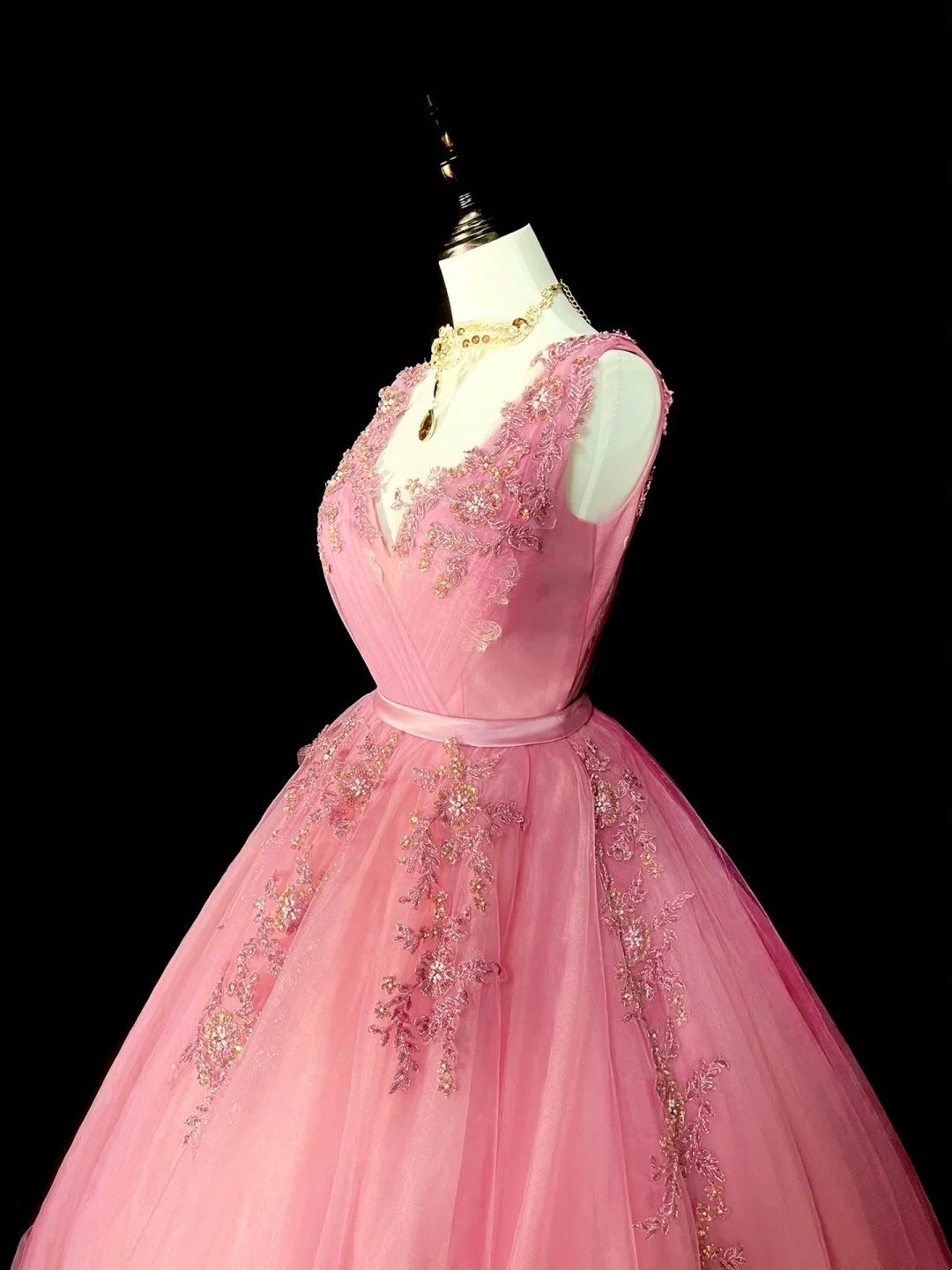 Robe de bal sobre en tulle rose à col en V, longue, inspiration robe de soirée princesse N1298