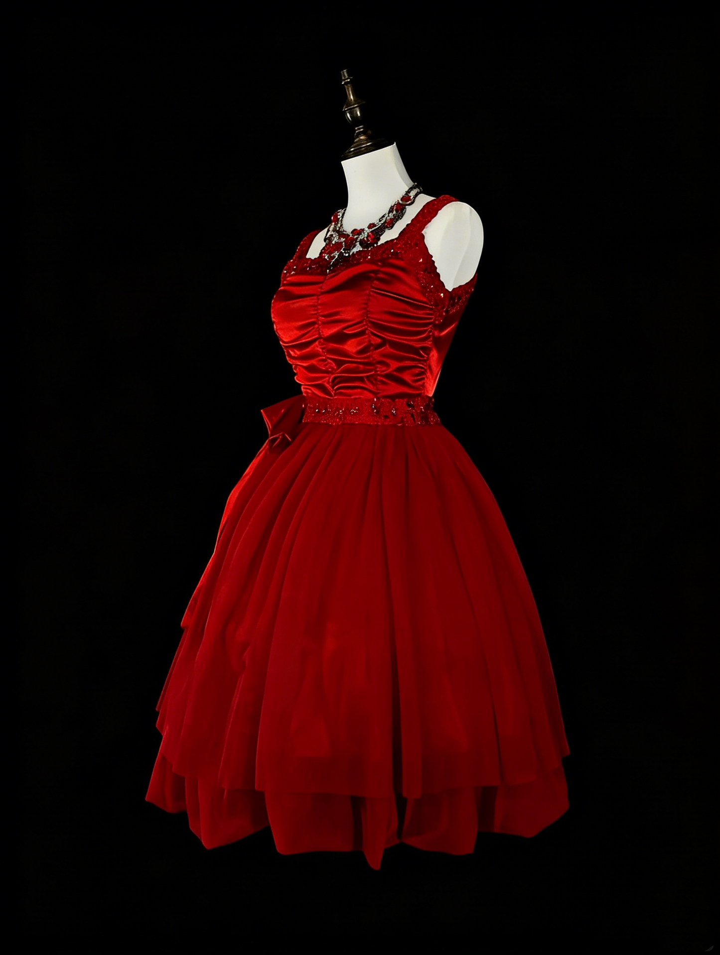 Einzigartiges Ballkleid mit Spaghettiträgern aus rotem Tüll, inspiriert von den Homecoming-Kleidern der 2000er Jahre, kurzes Homecoming-Kleid N1748