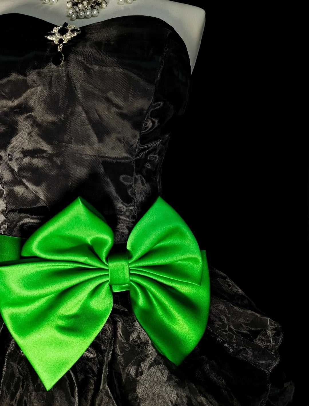 Einzigartiges Ballkleid mit Herzausschnitt, schwarz-grüner Tüll, inspiriert von den 2000er Jahren, Homecoming-Kleider, kurze Inspiration N1365